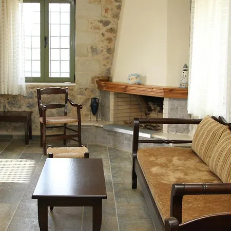 Cavo Ponta Traditional Suites