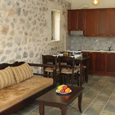 Cavo Ponta Traditional Suites *