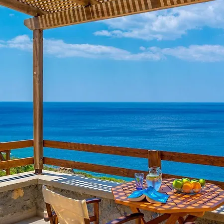 Cavo Ponta Traditional Suites * Kapetanianá