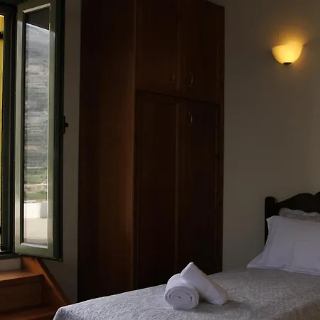 Daire Cavo Ponta Traditional Suites Kapetanianá